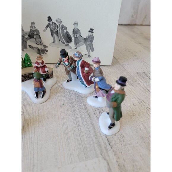Dept 56 58405 Ashley Pond Skating Party village accessory xmas set - Picture 5 of 9